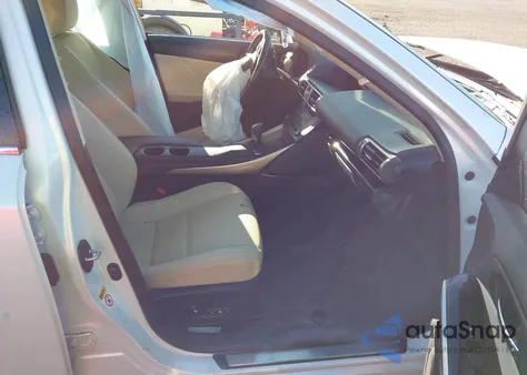 2016 Lexus Is 300 из США, поврежденный, VIN JTHCM1D23G5005580